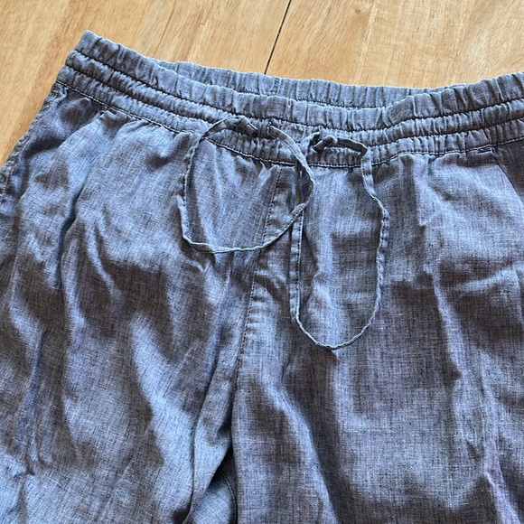 MEC Women’s Hemp Capri Pants - Picture 4 of 10